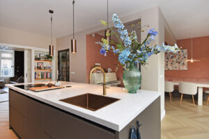 Woning na verbouwing door Kopen na Kijken in Oegstgeest